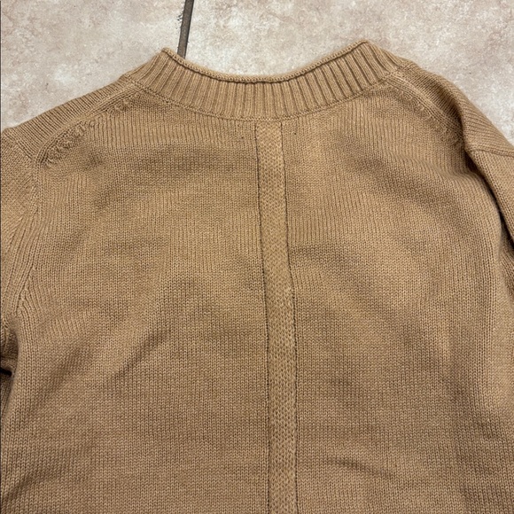 Banana Republic Tan V-Neck Sweater - Picture 3 of 4